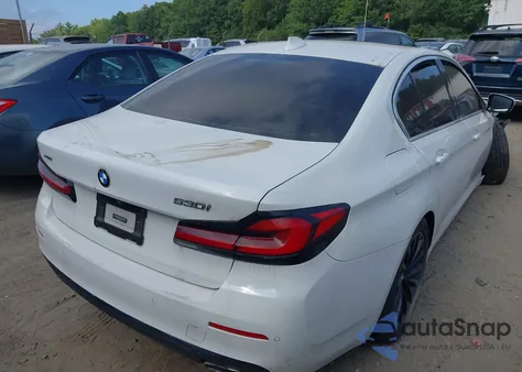 2021 BMW 530I xDrive z USA, uszkodzony, nr VIN WBA13BJ03MCF62890